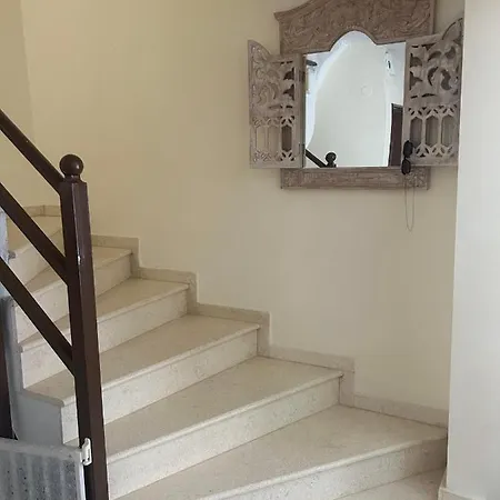 Family In Upper Floor Διαμέρισμα *